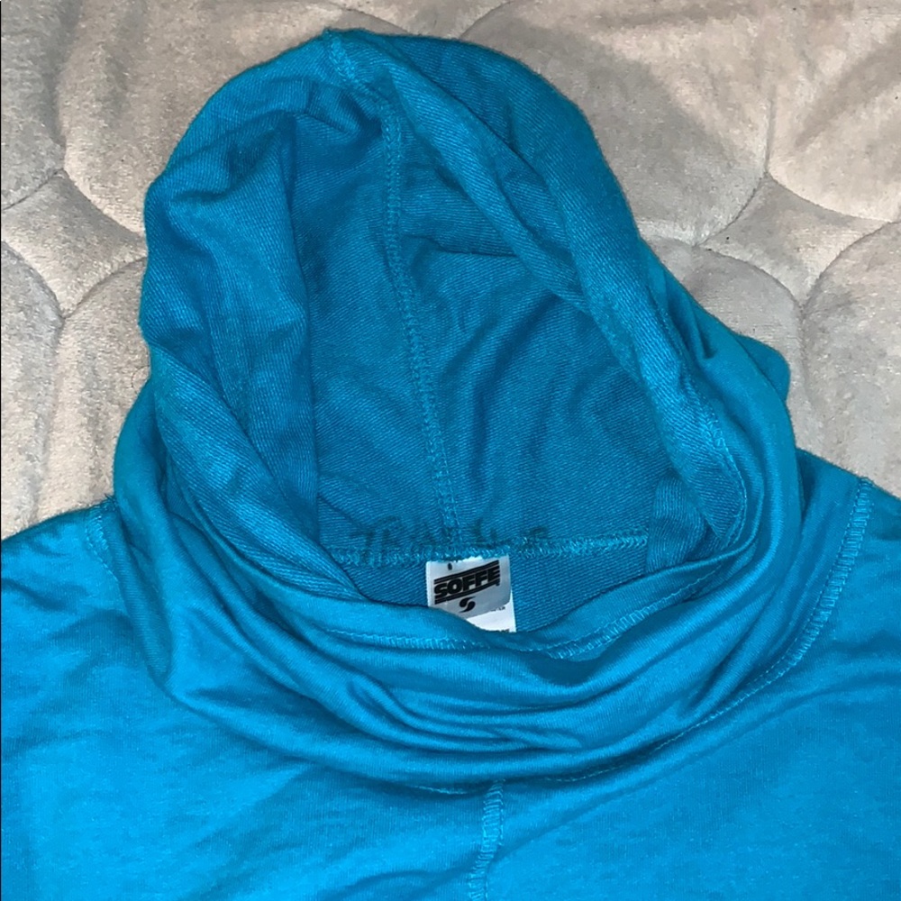 Long-necked jacket - Picture 4 of 4